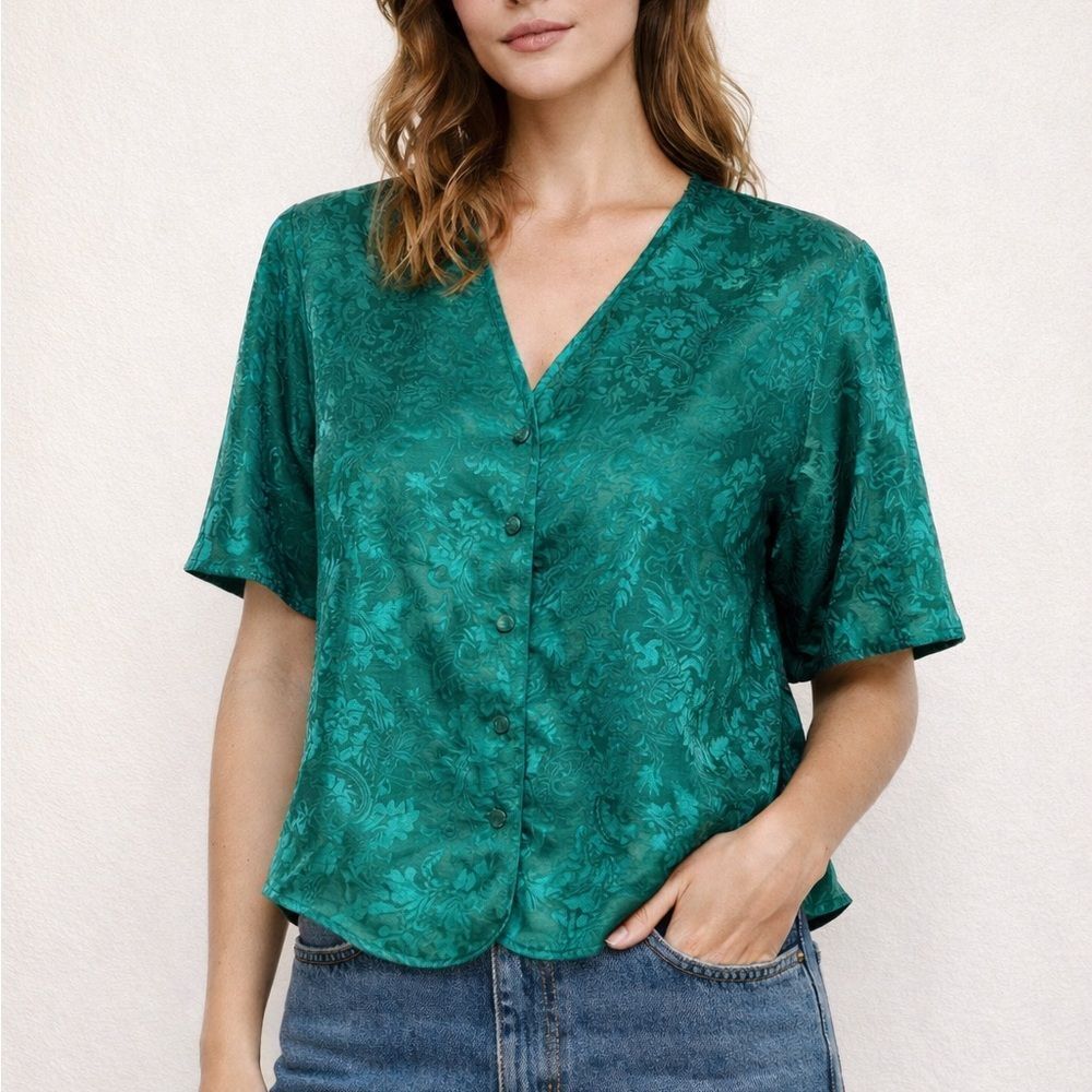 Victoria’s Secret Gold Label Vintage Green Satin Cropped Pajamaa Style Top